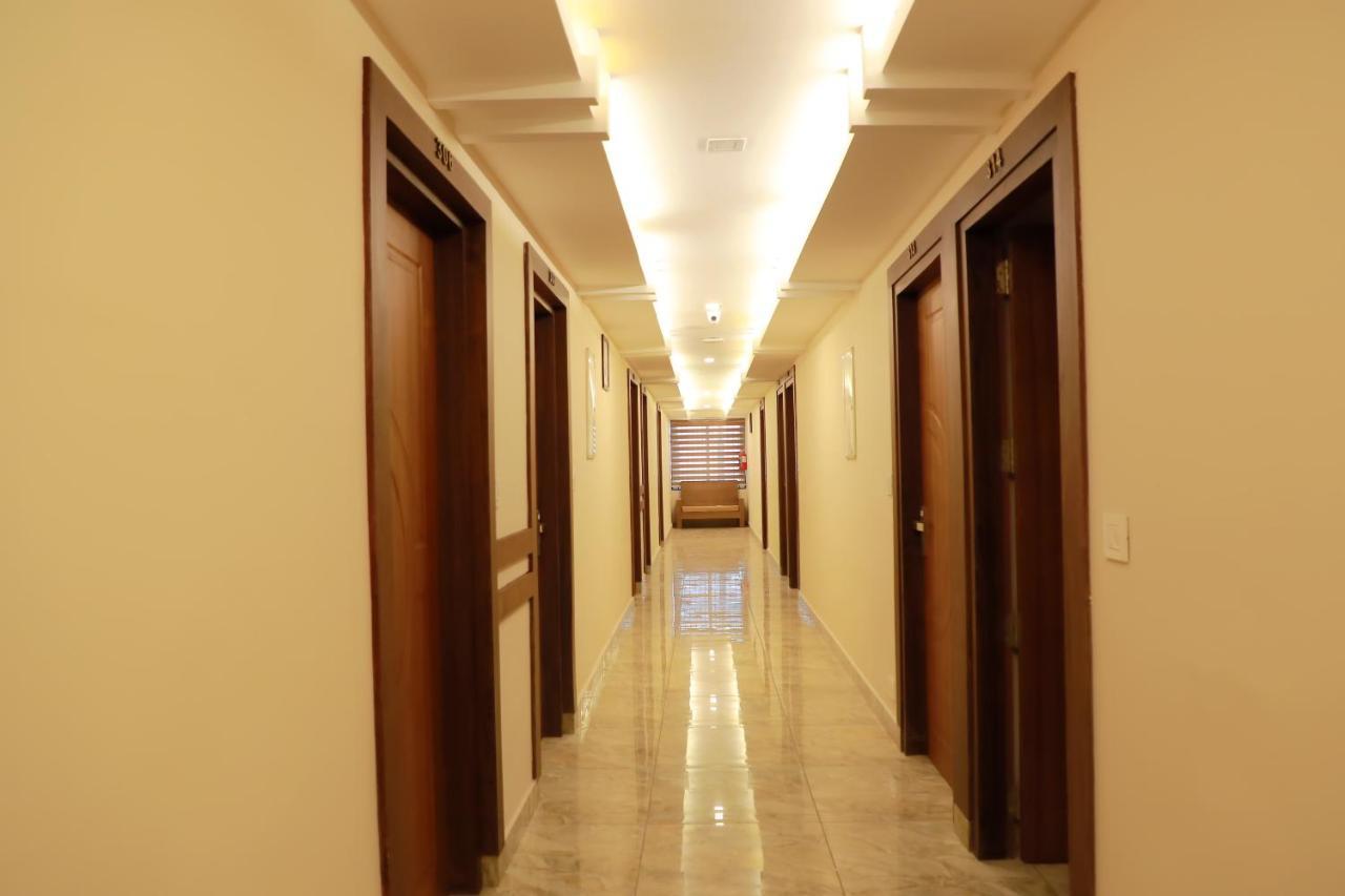 Marza Inn Kalpetta Esterno foto